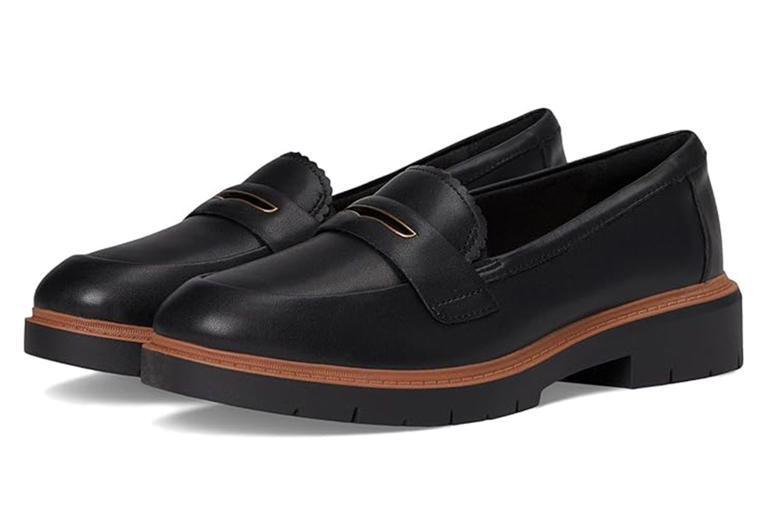 3 podiatrists told me the 10 most comfortable spring shoes for under ...