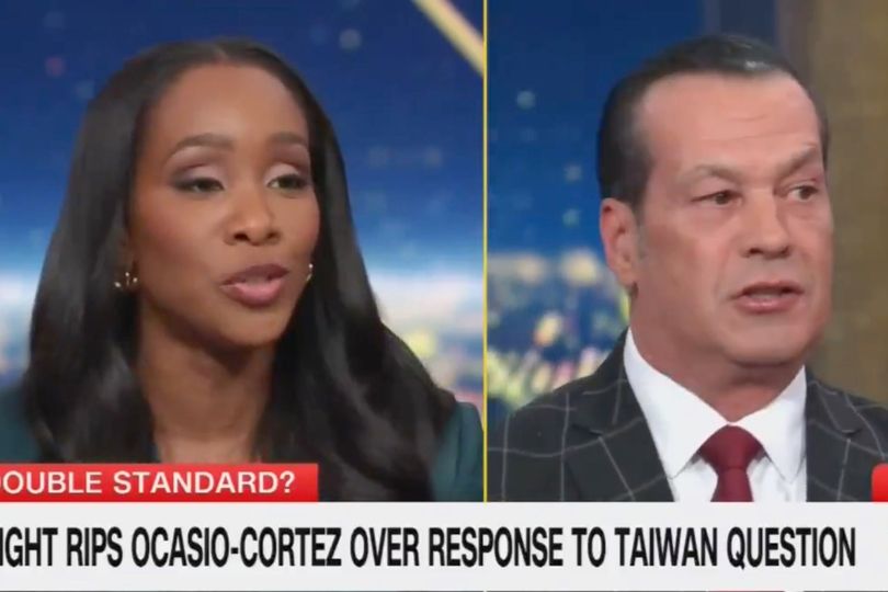 Humiliating blow for Donald Trump as CNN halts show to air full minute ...