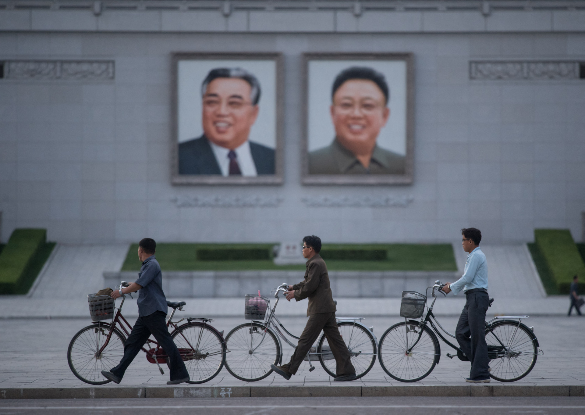 Fascinating pictures of daily life in secretive North Korea