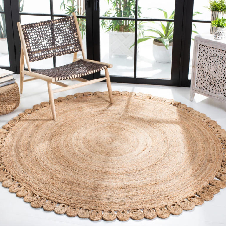 Get Wayfair's scalloped jute rug for $51 — perfect for any room!