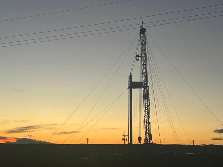 Wyoming lawmakers: Fossil fuels need taxpayer dollars to 'dominate'