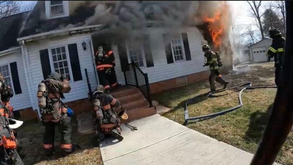 Four people displaced, dog killed in Campbell County house fire ...