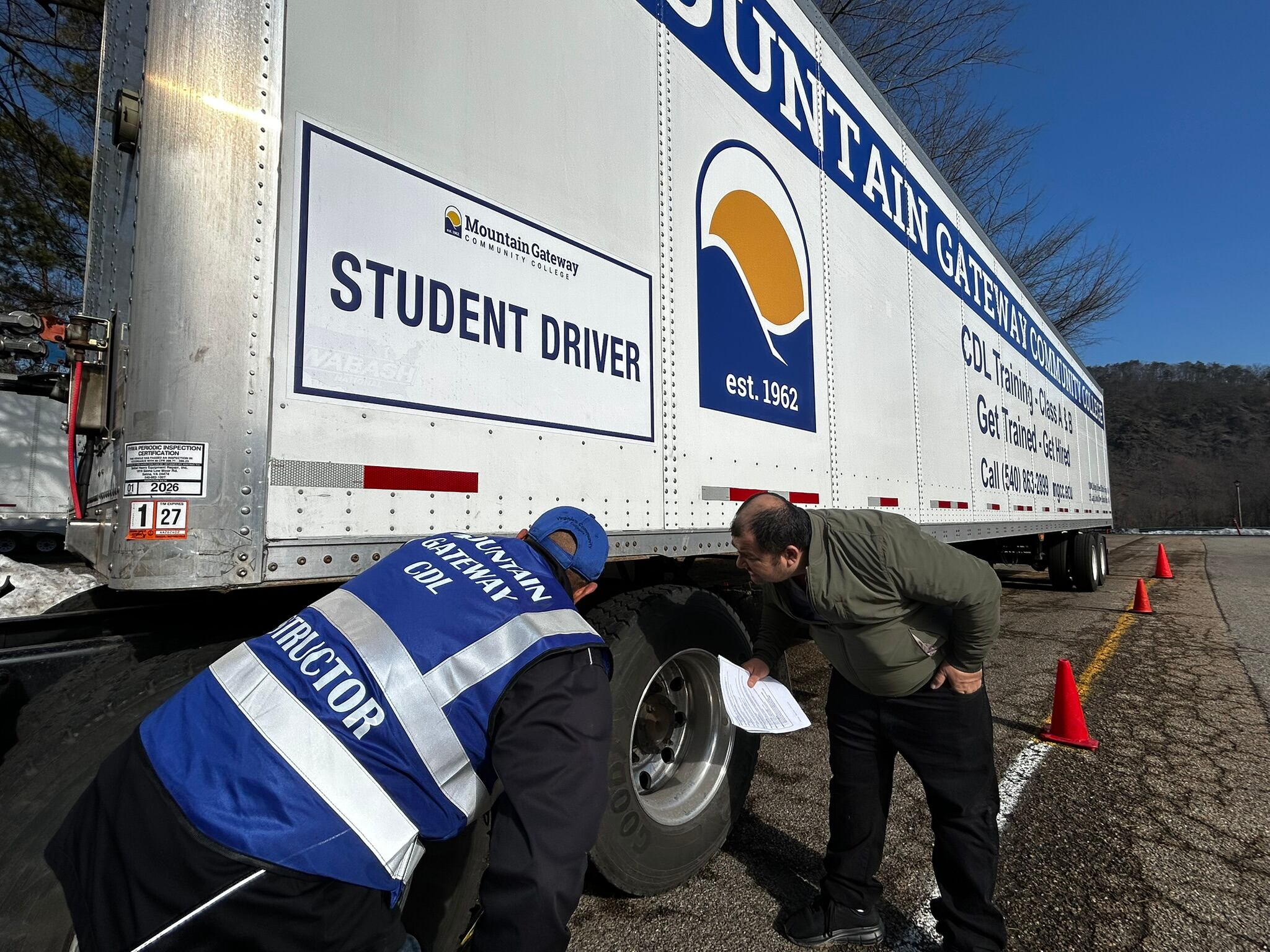 Two community colleges expand CDL training to address driver shortage