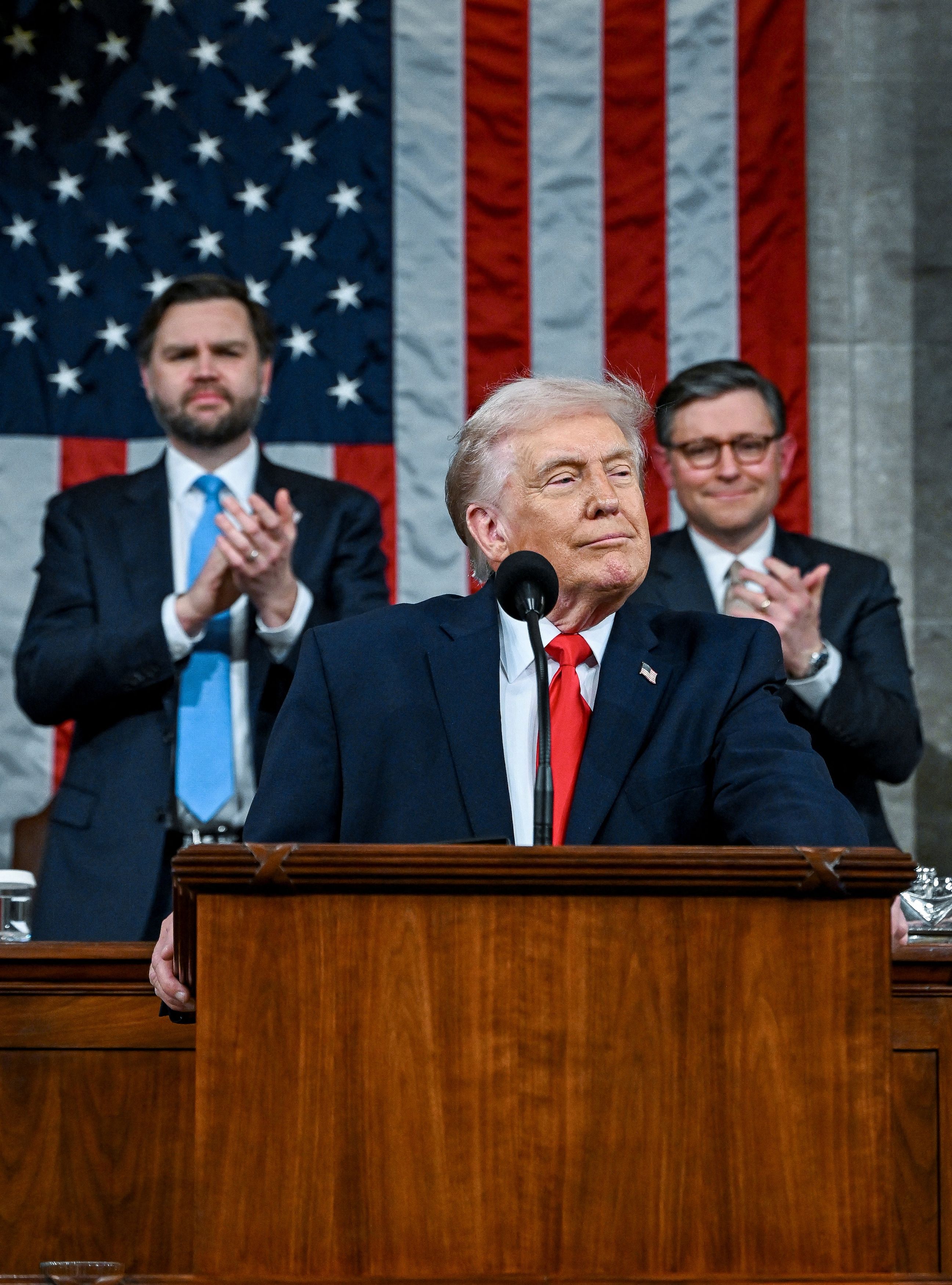 Trump touts economy, immigration policies in State of the Union address