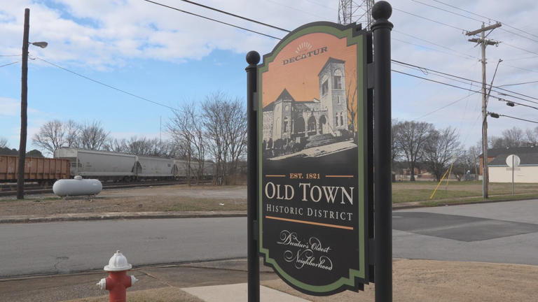 Decatur’s Old Town residents fight to preserve history after urban ...