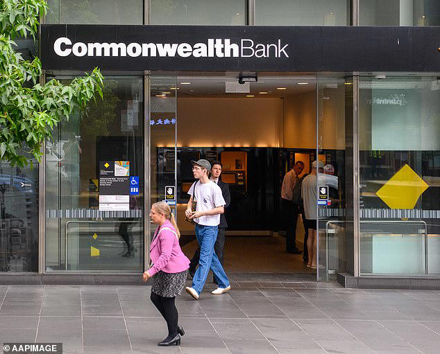 Comm Bank jobs bloodbath as hundreds of roles axed in Australia as it ...