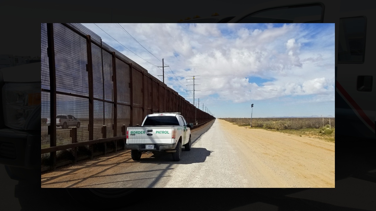 US.-Mexico border now sees fewest illegal crossings since 1970<br><br>