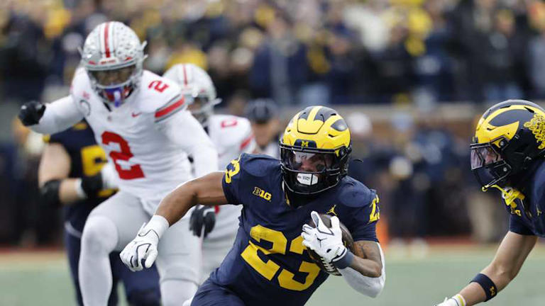 Surging running back in 2027 class sets multiple visits to Michigan