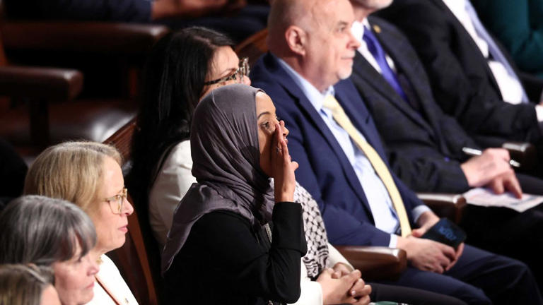 Rep. Ilhan Omar shouts at Trump during State of the Union