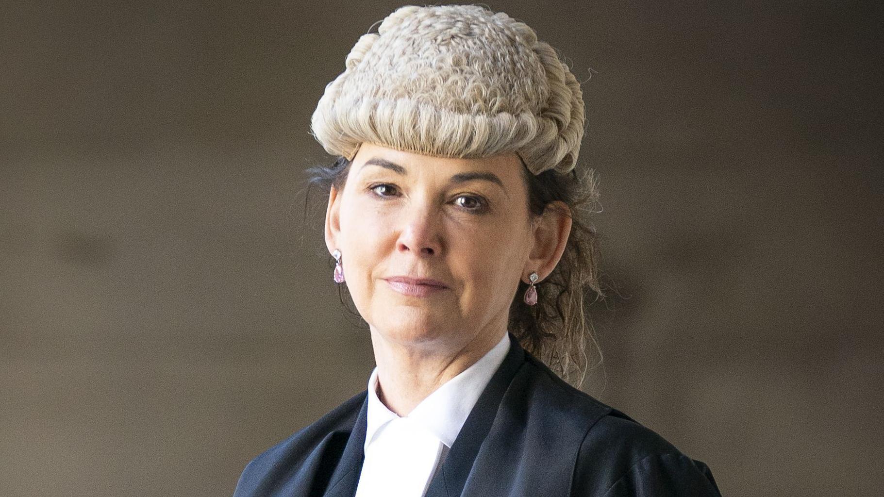 Why did the Lord Advocate brief Swinney on Murrell charge?<br><br>