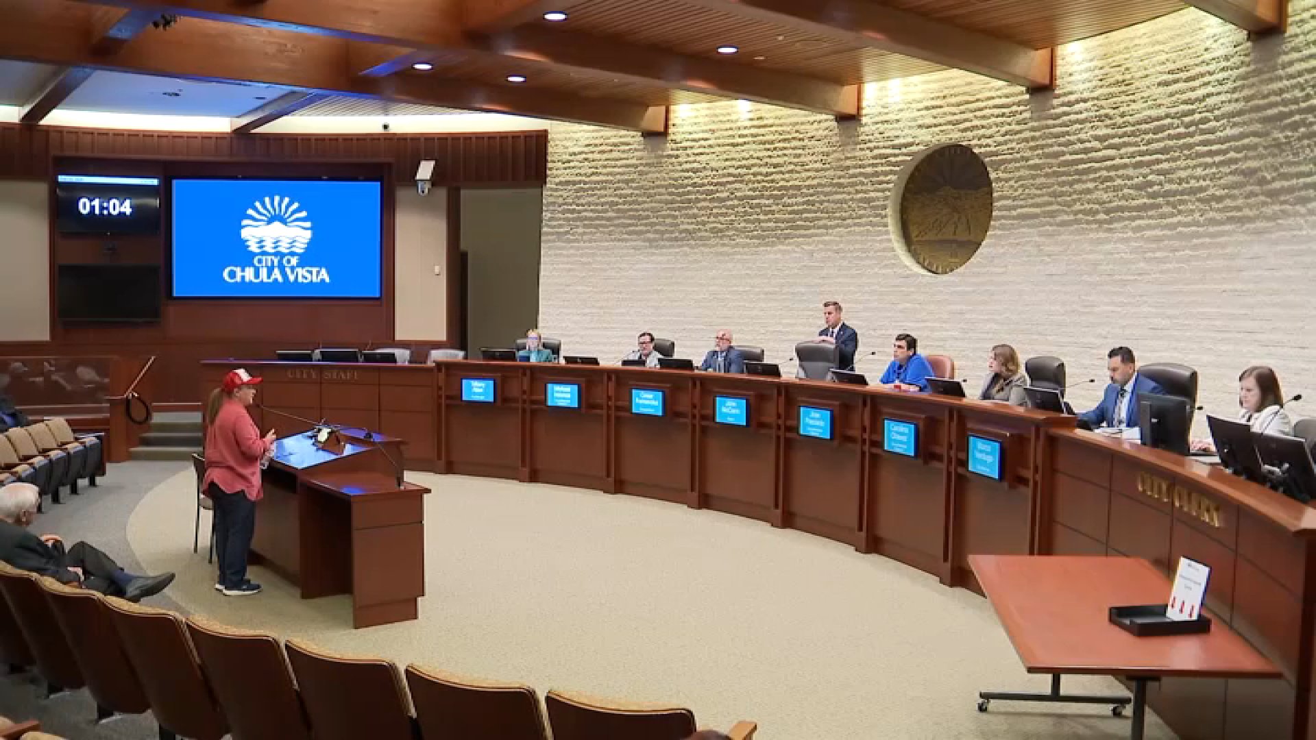 Chula Vista residents rally in support of embattled police chief