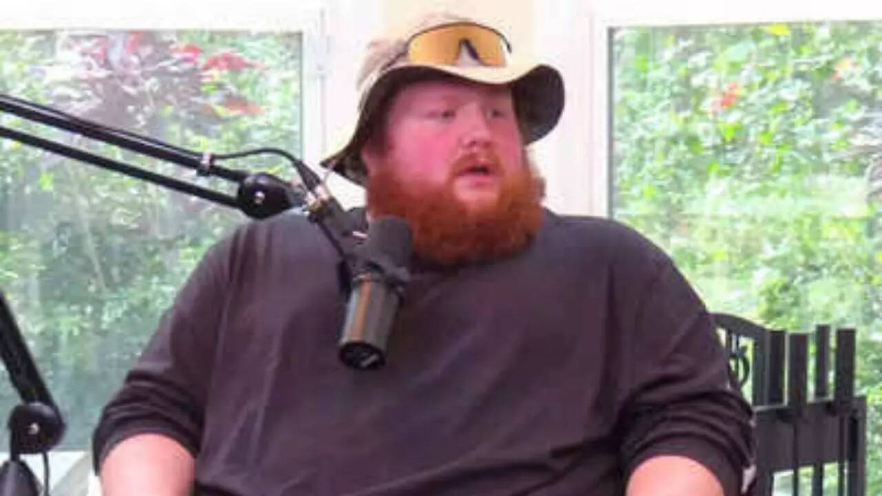 CaseOh caught off guard as massive fan-made plush takes over his stream