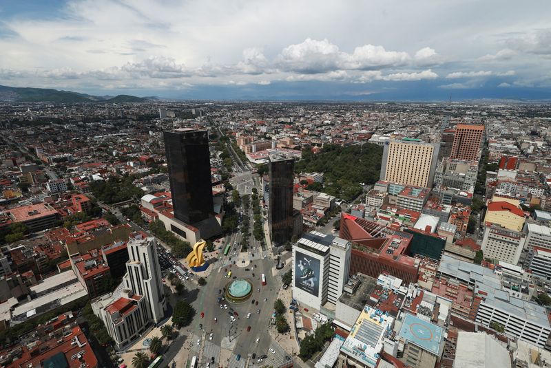 Mexico approves bill cutting workweek to 40 hours by 2030<br><br>