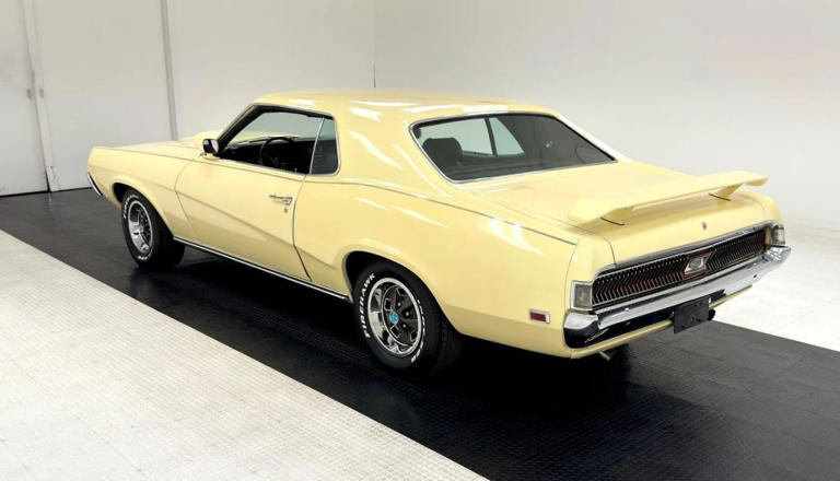 A hidden muscle gem on Hemmings Marketplace: 1969 Mercury Cougar XR-7 428CJ