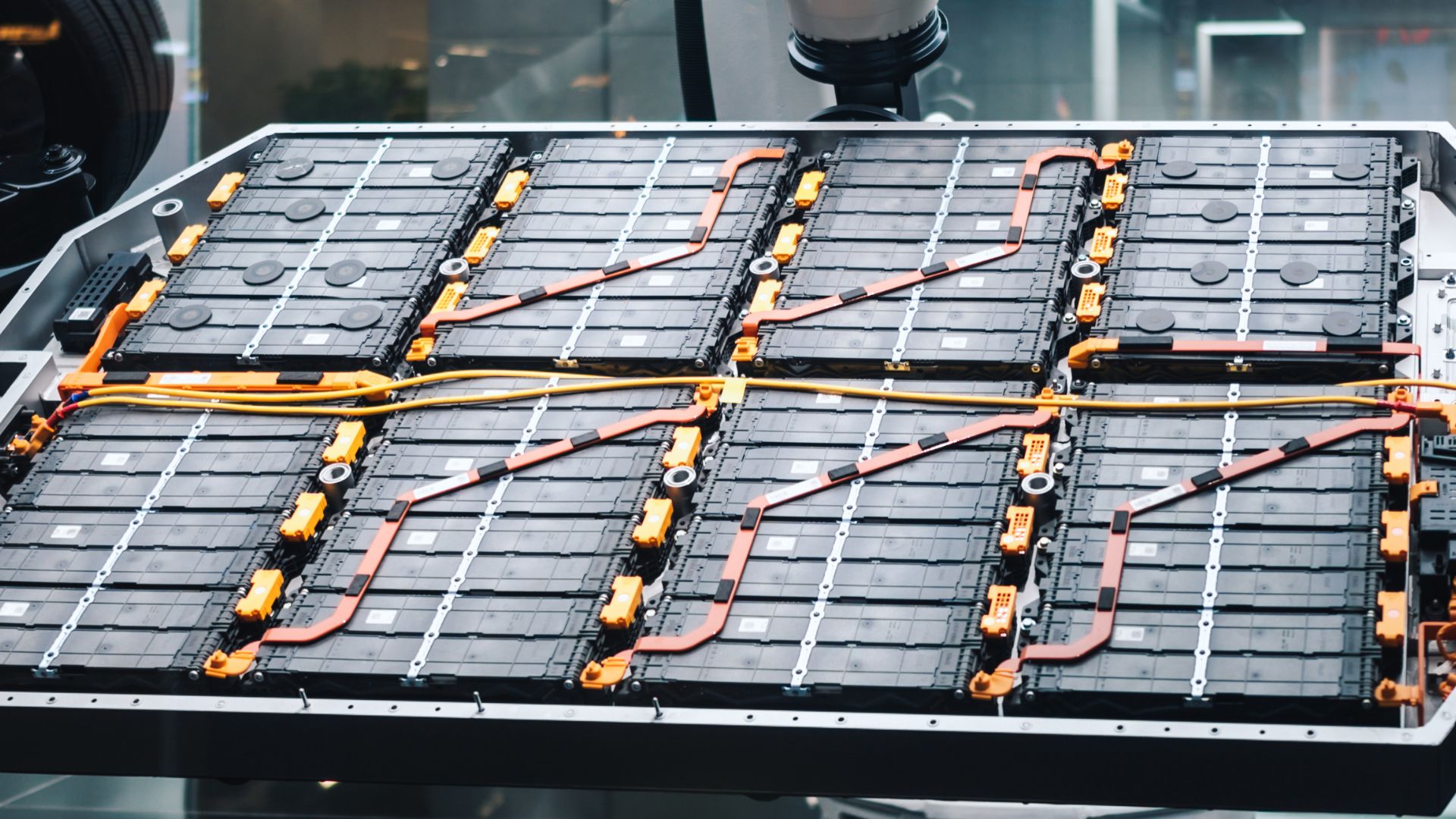 XBM and SiCAM Partner to Develop Domestic Silicon-Sulfur Batteries