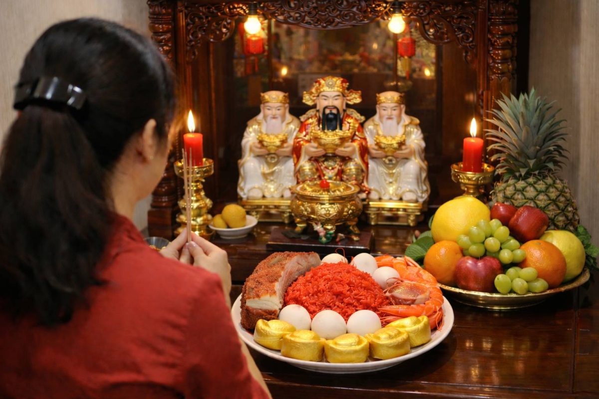 Khung giờ dâng lễ, văn khấn ngày vía Thần Tài 2026