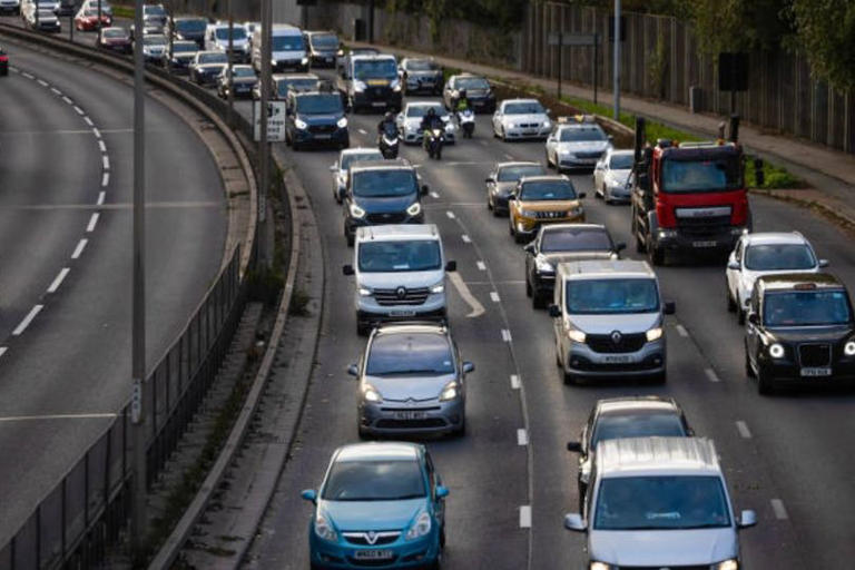 Drivers support Labour plans for new rule for drivers aged over 70