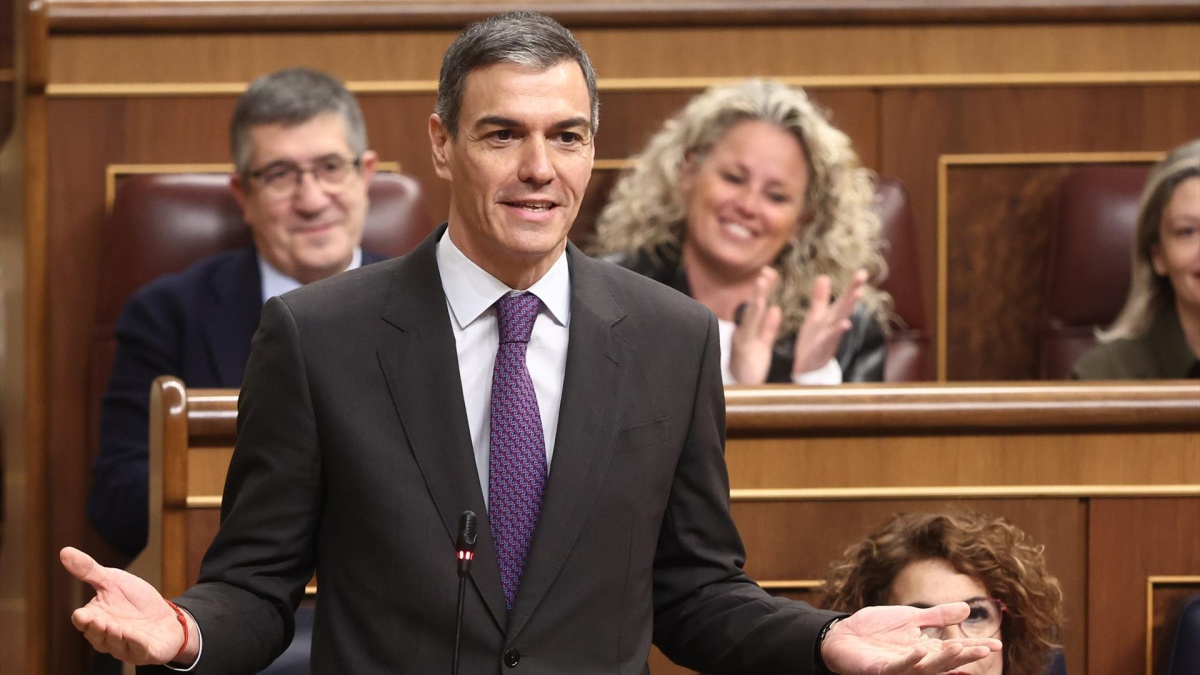 Sánchez reprocha al PP que le moleste desclasificar el 23-F y Feijóo ...