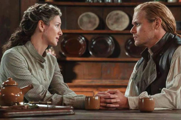 Sam Heughan and Caitriona Balfe