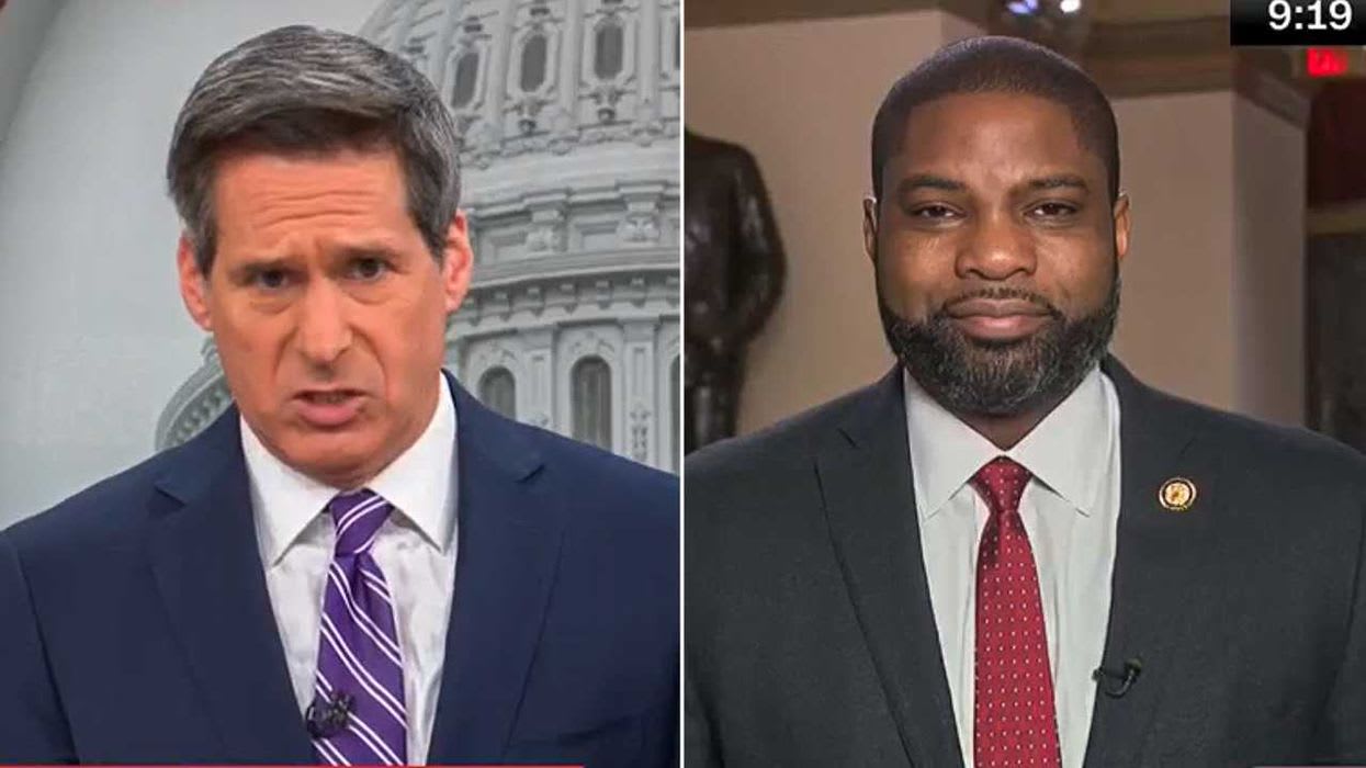 CNN host stuns MAGA lawmaker with stats from Trump's lagging economy