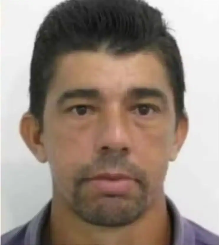 Jovem mata o padrasto para defender a mãe e o inesperado acontece