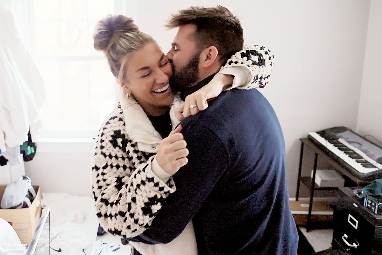 Love Is Blind: Couple decides to leave together, not go to the altar 2 ...