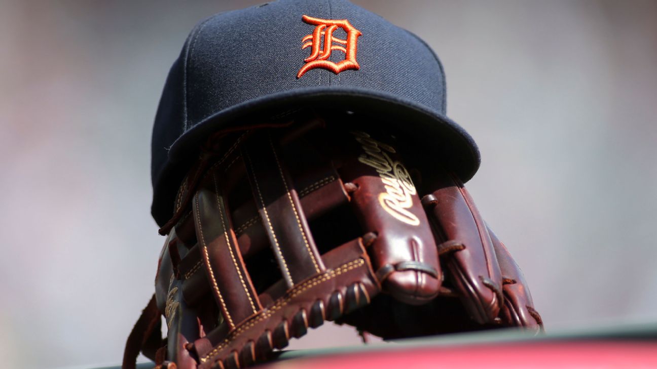Tigers place reliever Brant Hurter on 15-day injured list