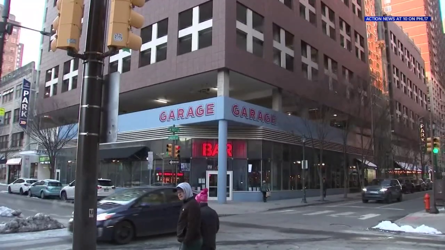 Theft at Center City Philadelphia bar leaves woman with $8K in ...