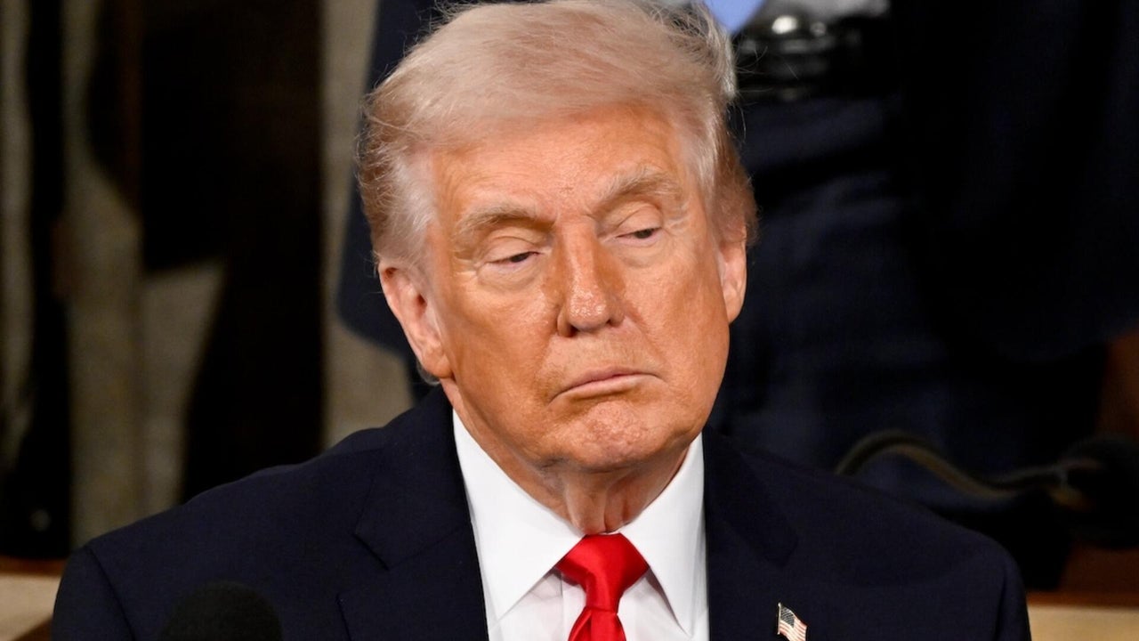 New poll shows low Trump approval rating and gloomy take on the economy