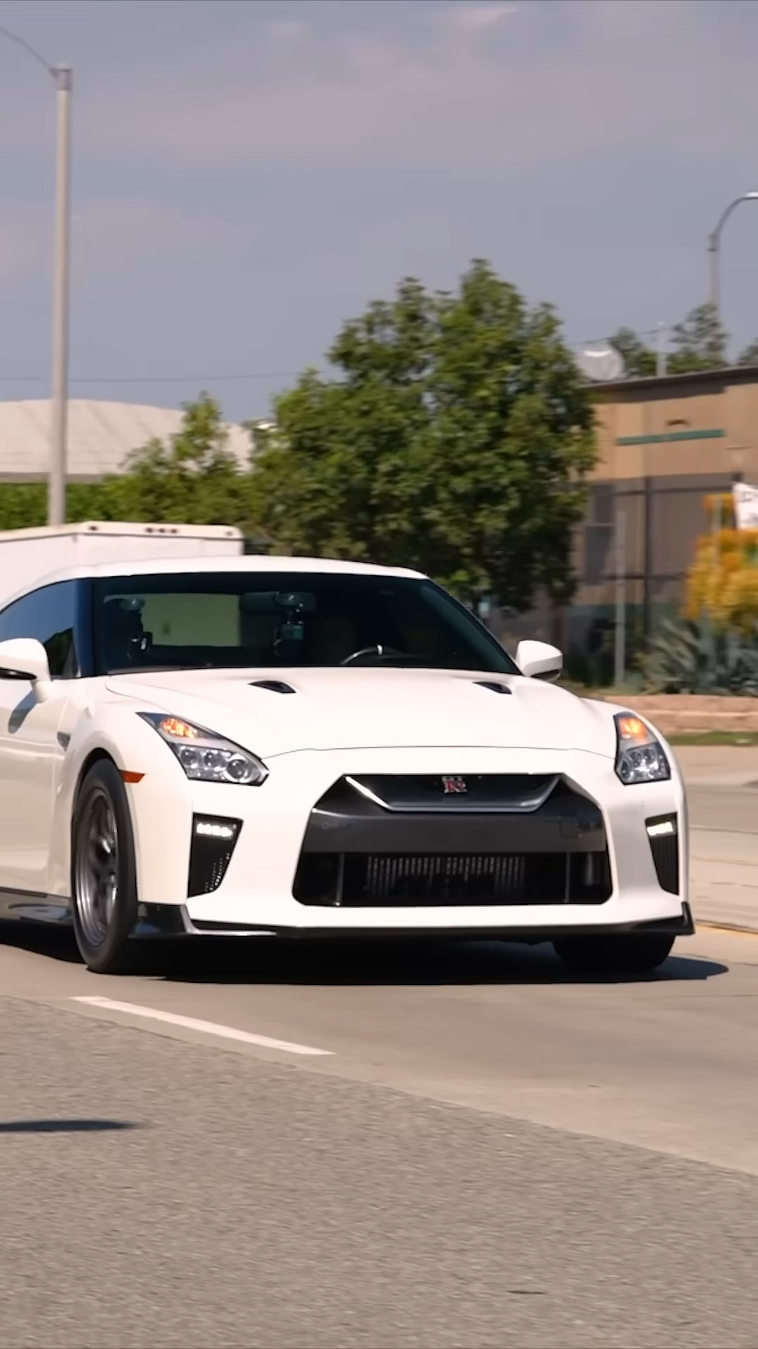 High-powered turbo GTR demonstrates impressive acceleration