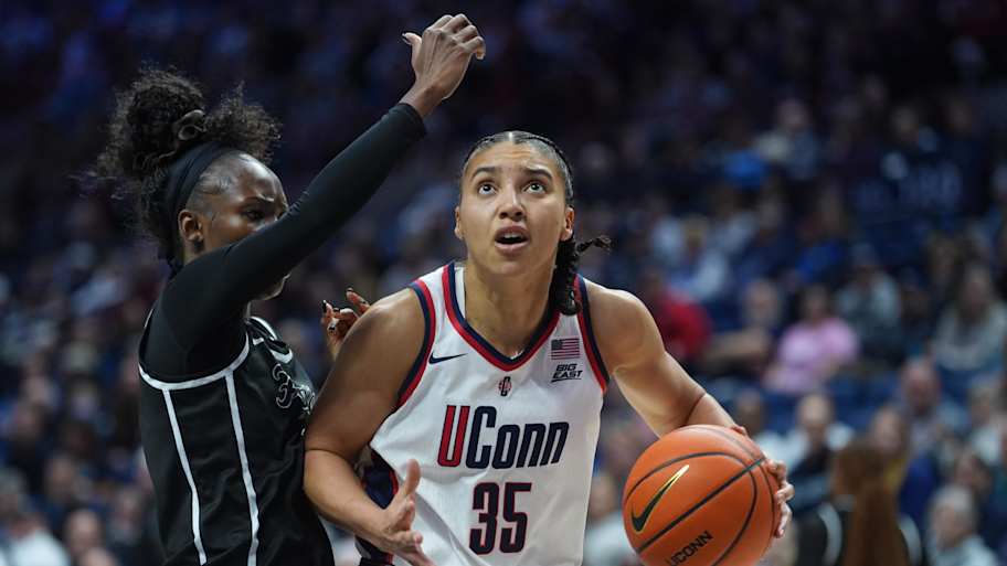 Looking into Azzi Fudd's fit with Dallas Wings