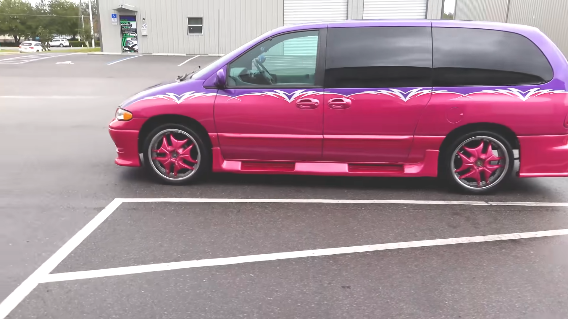 That forgotten Pimp My Ride minivan project nobody expected