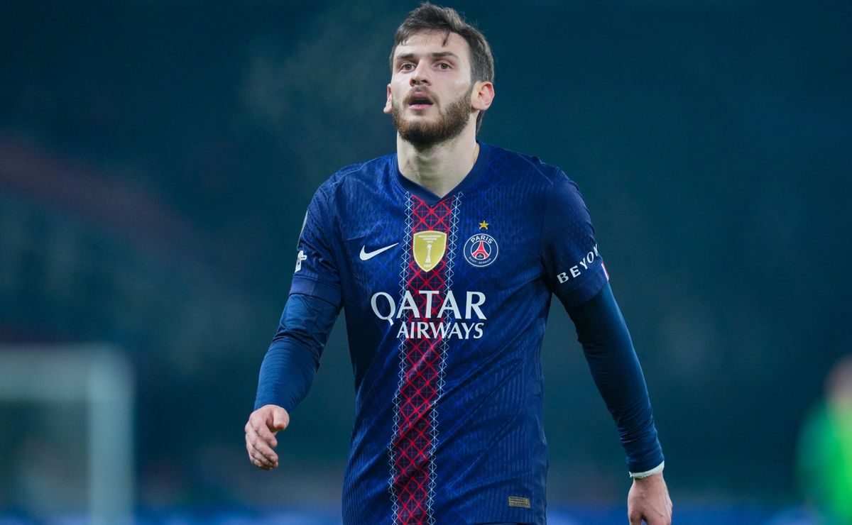 PSG and AS Monaco face key scenarios in Champions League playoff second leg