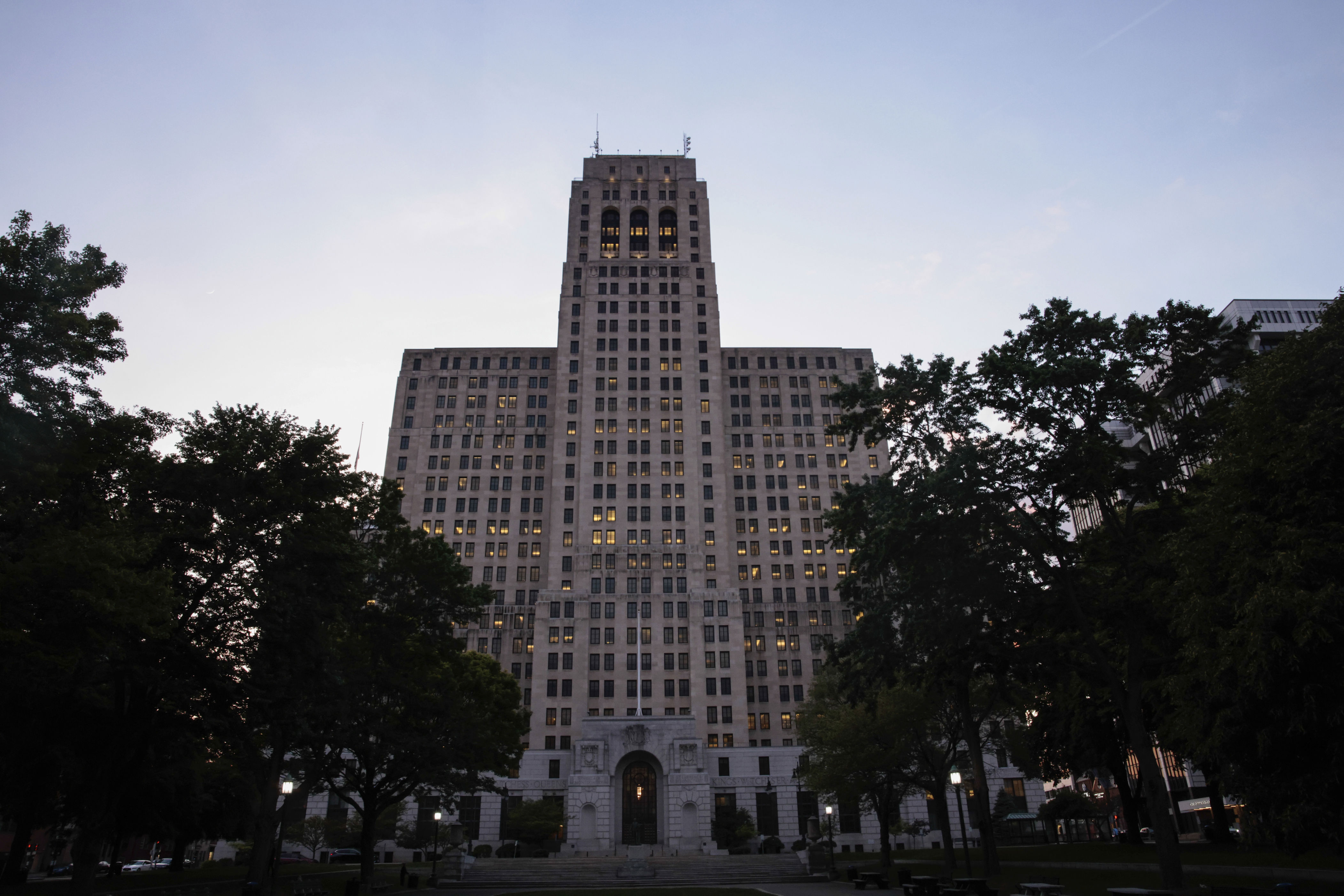 Dozens of missing children found in New York operation<br>