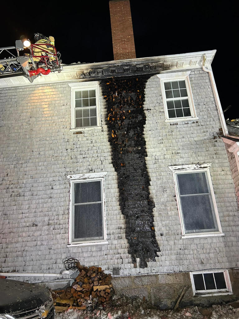 Neighbors pitch in to free fire truck en route to Fairhaven house fire