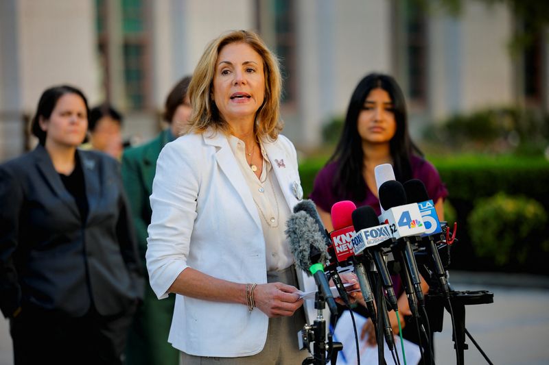 Social media addiction trial takes new turn with therapist