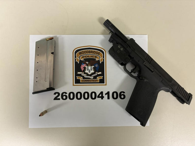 New Haven man allegedly found with fentanyl, loaded pistol after crash ...