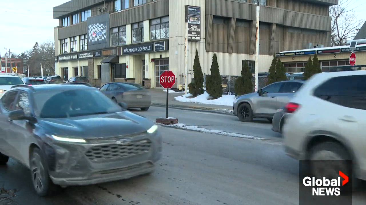 Parents demand crossing guard at dangerous intersection