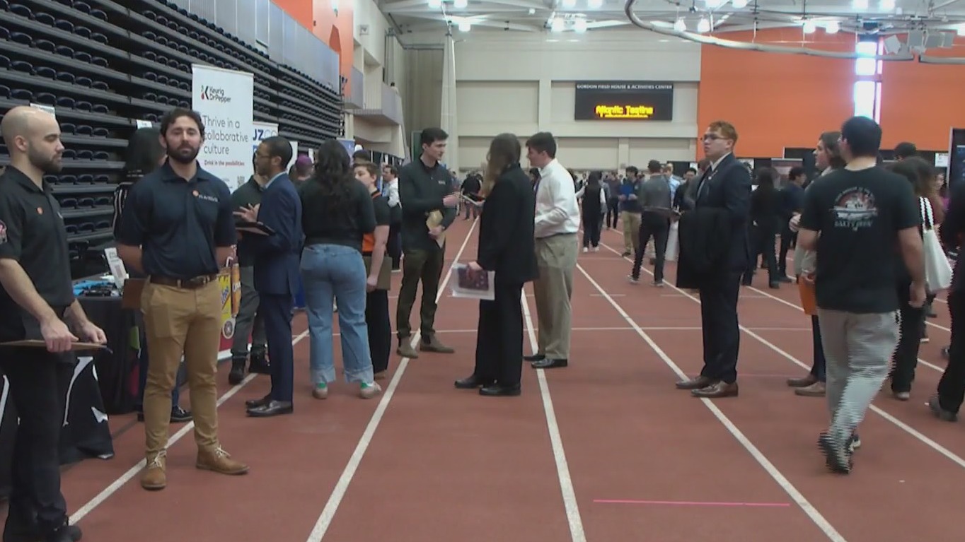 Students meet employers at RIT’s spring career fair