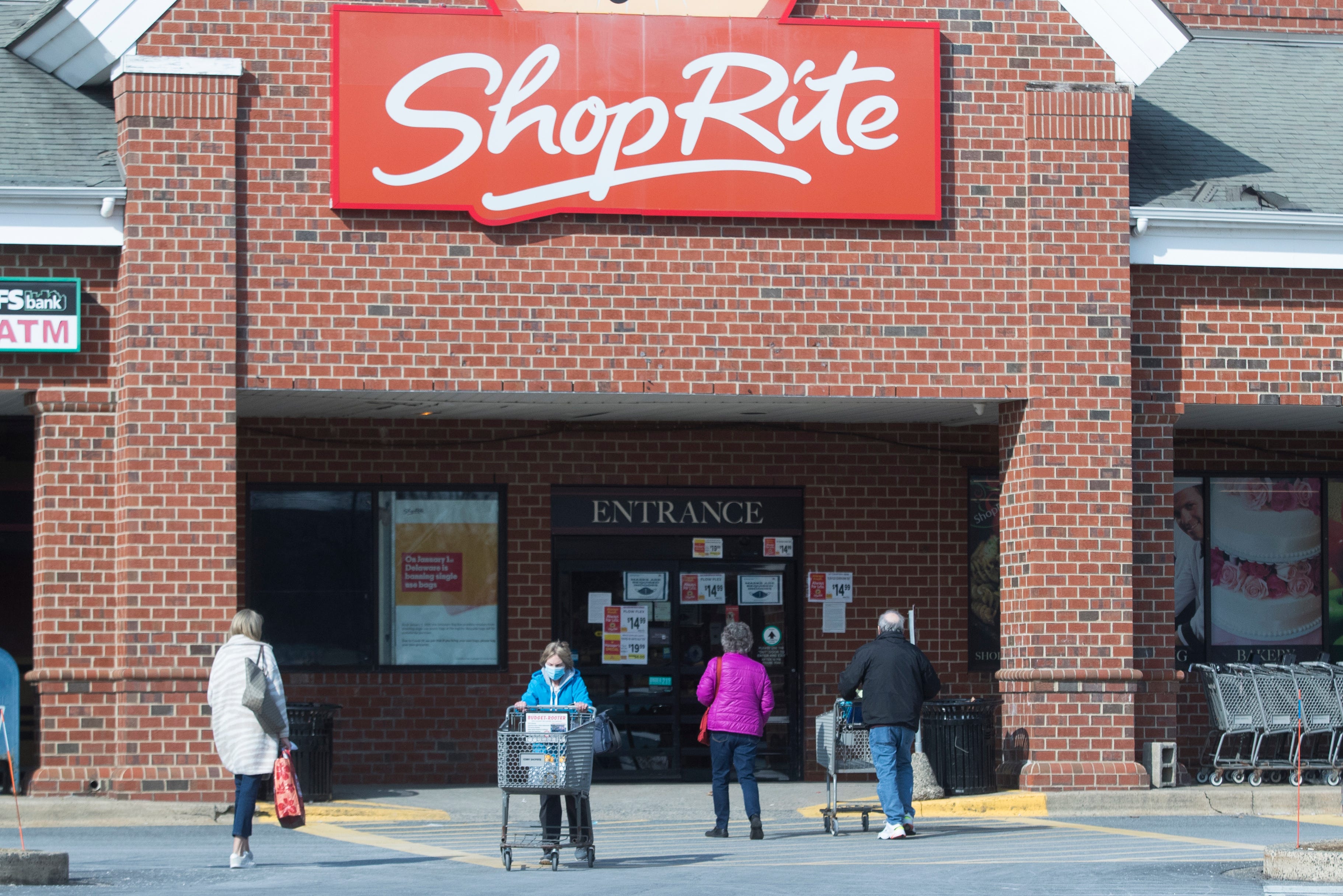 ShopRite offers free kits for GLP-1 medication users
