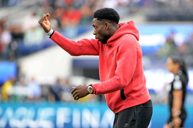 Alphonso Davies’ injury and the Bayern Munich left-back problem