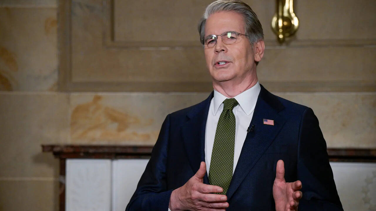 US imposes new sanctions on Iran ahead of nuclear negotiations