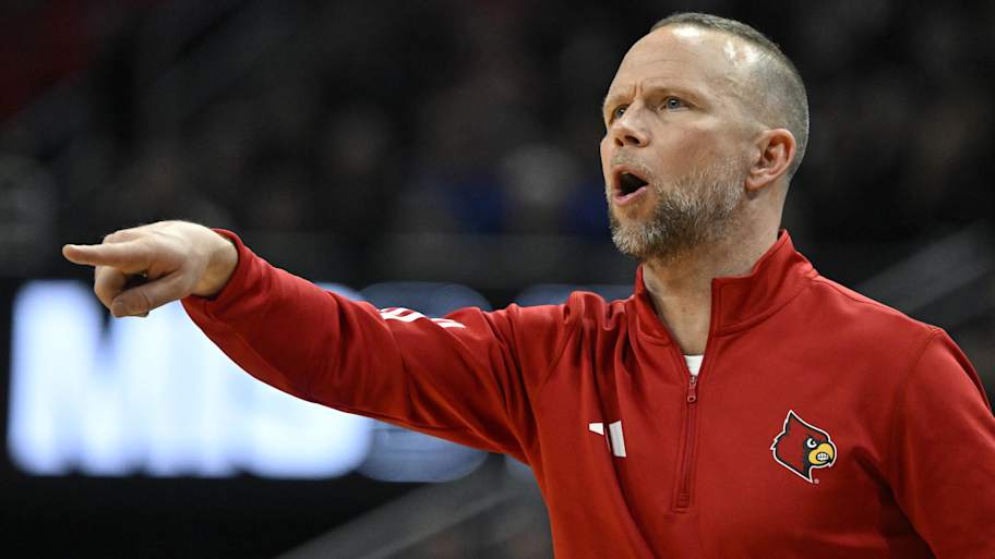 Louisville basketball enters race for red-hot 2026 4-star small forward