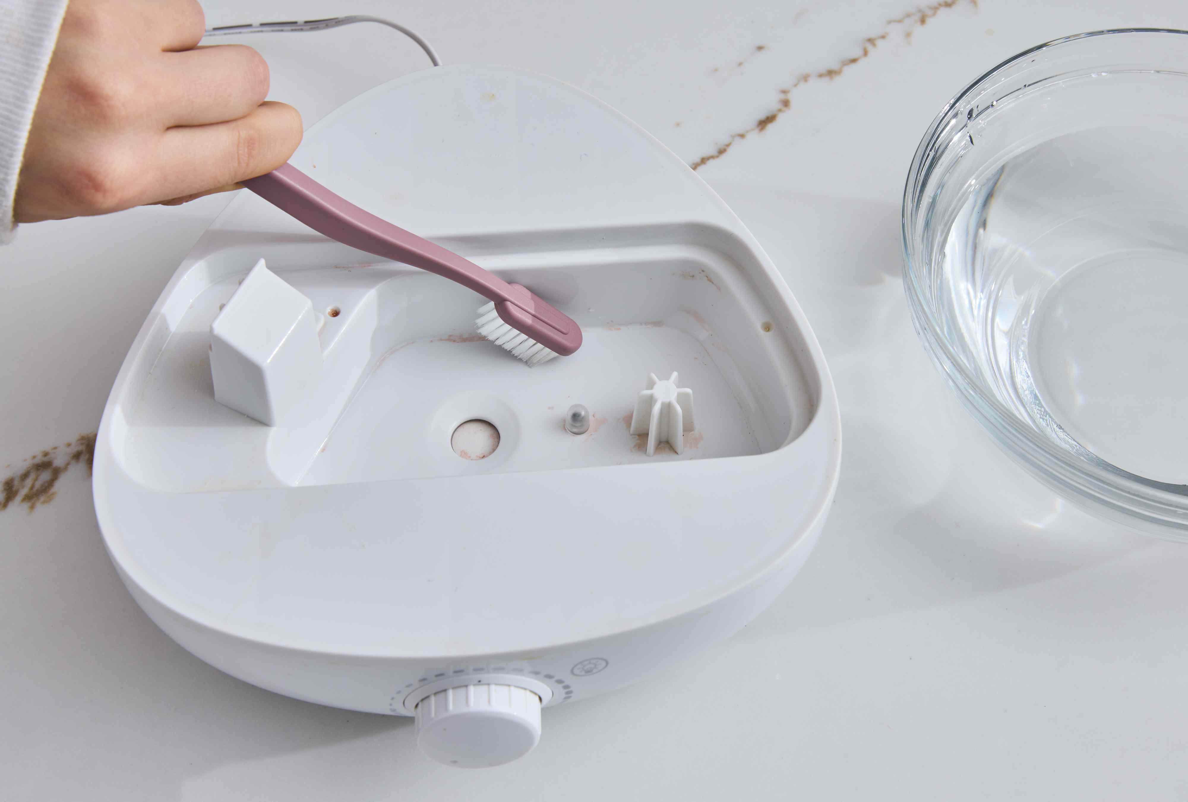 How to descale a humidifier the right way and finally get that layer of ...