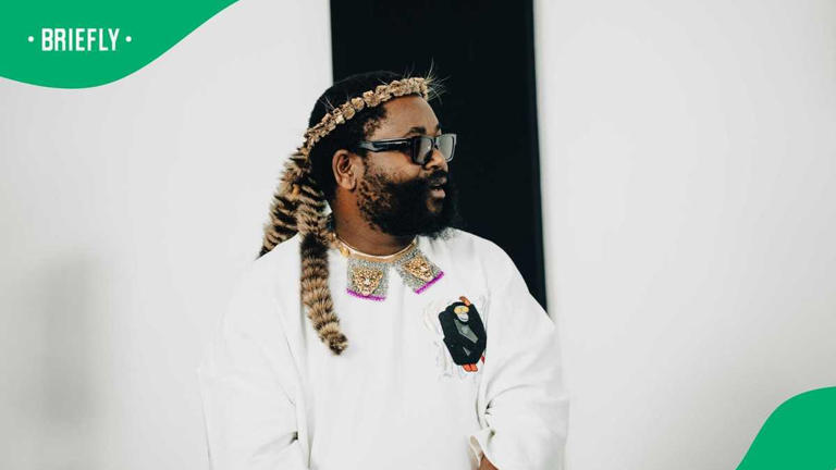 Look at Sjava's latest look that has fans doing double-takes