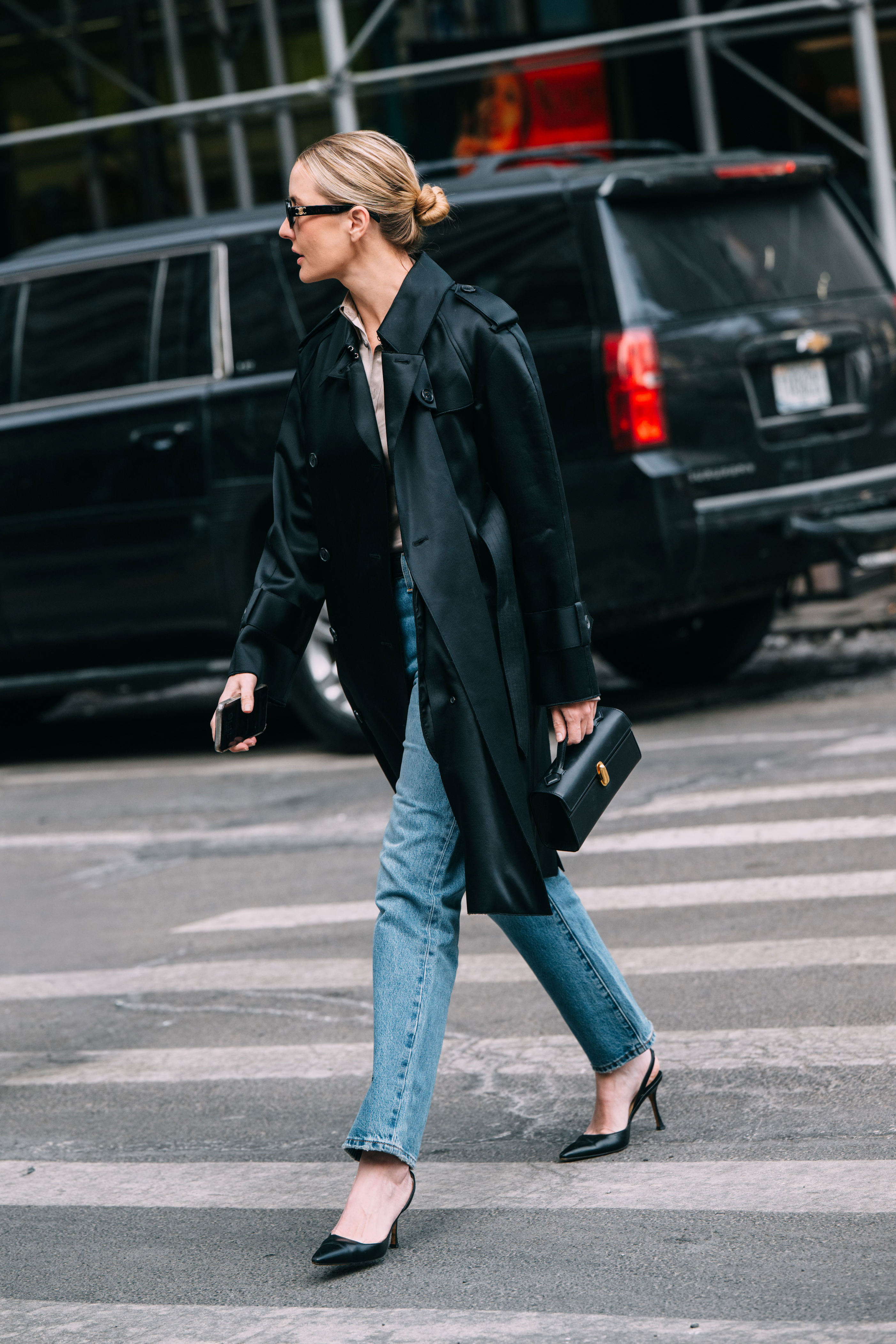 Here’s how to style an oversized button-up for your most stylish spring yet