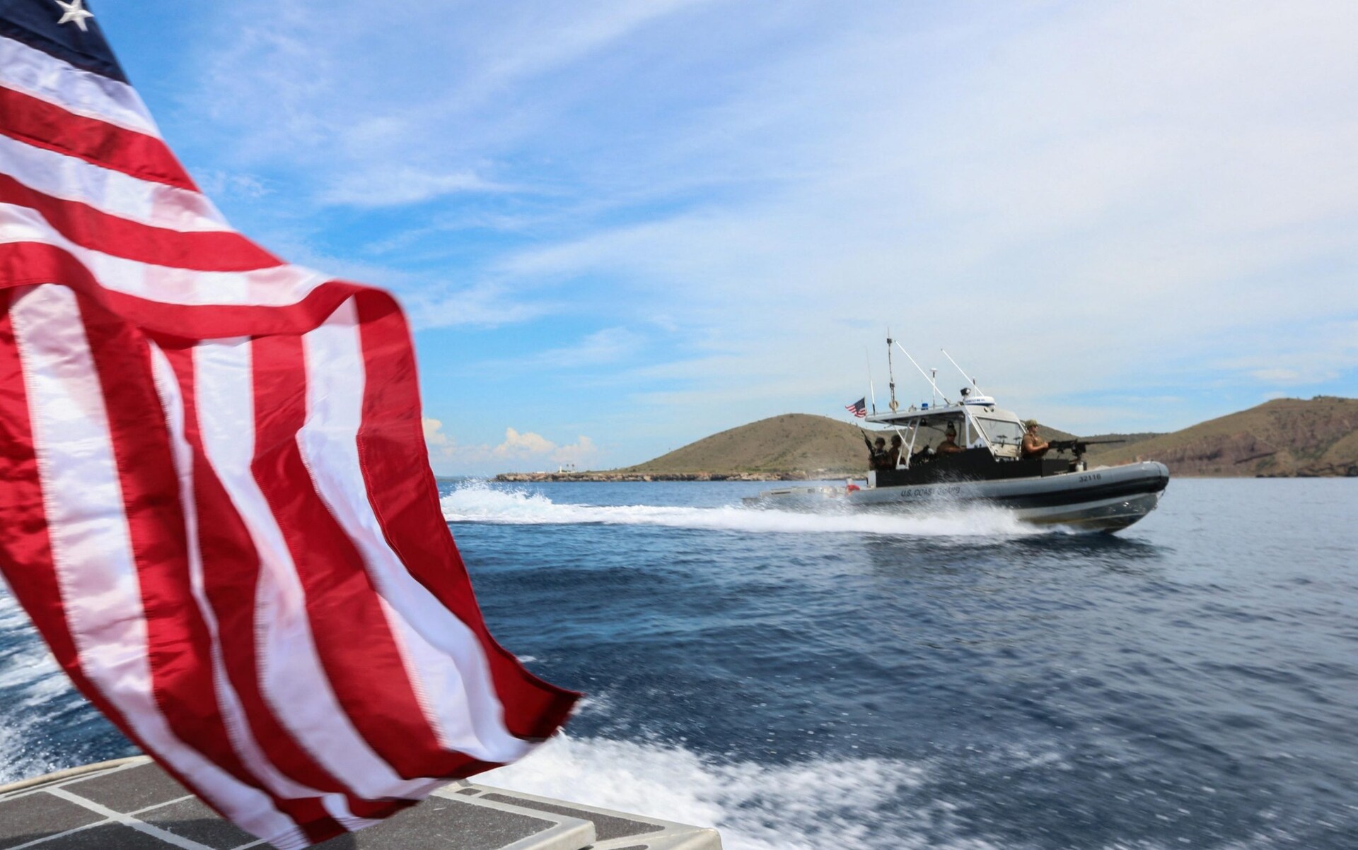 Cuban coast guard shoots dead four people on US speedboat<br><br>