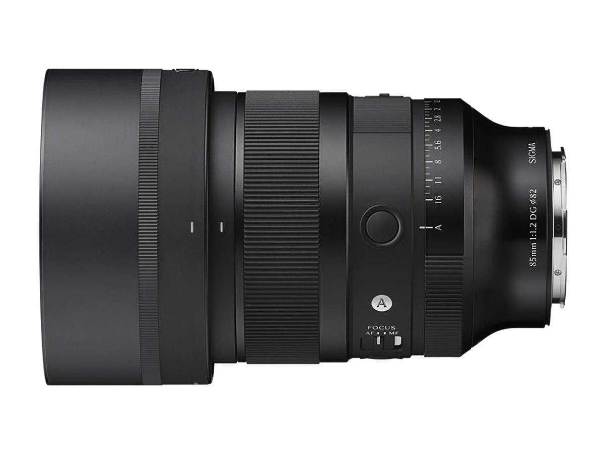 Sigma working on portrait bokeh-monster for E and L-mounts