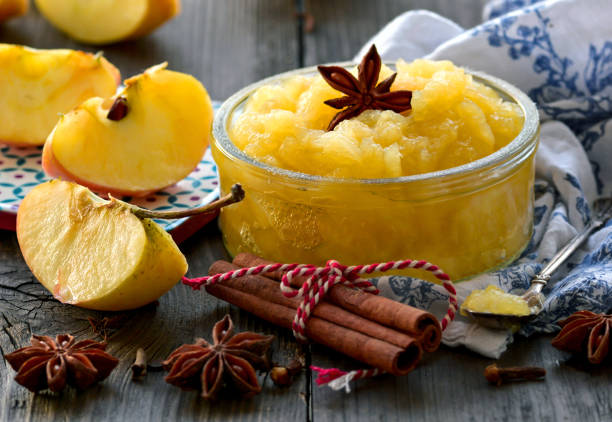 Comment préparer une délicieuse compote de pommes maison