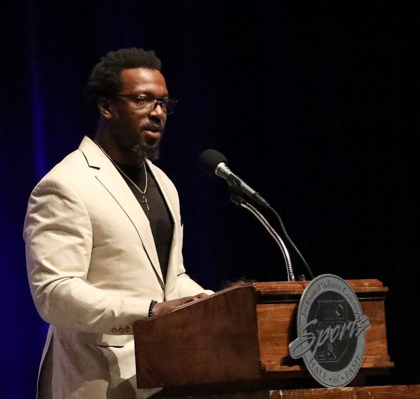Patrick Willis details rejection by Tennessee football, made him cry